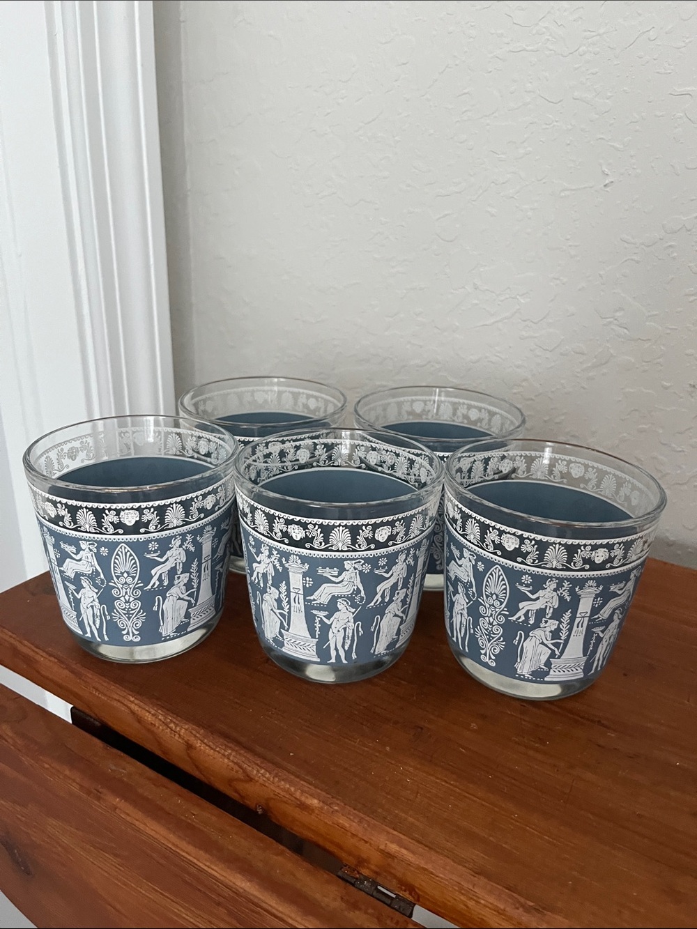Jeannette Glass Grecian Jasperware Blue and White Classical Motif Glasses (5)